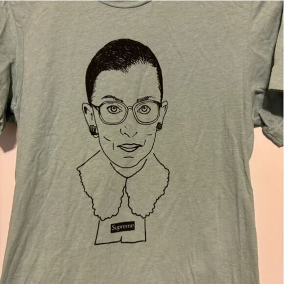 Urban Cricket Ruth Bader Ginsburg RBG Size Small T-Shirt - Picture 2 of 4